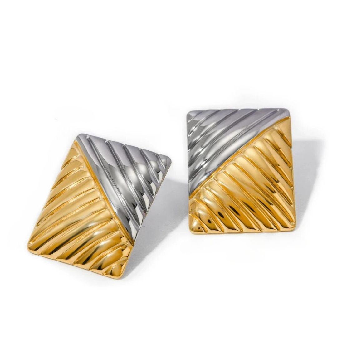 Brinco Retangular Riscos com Mix de Banhos