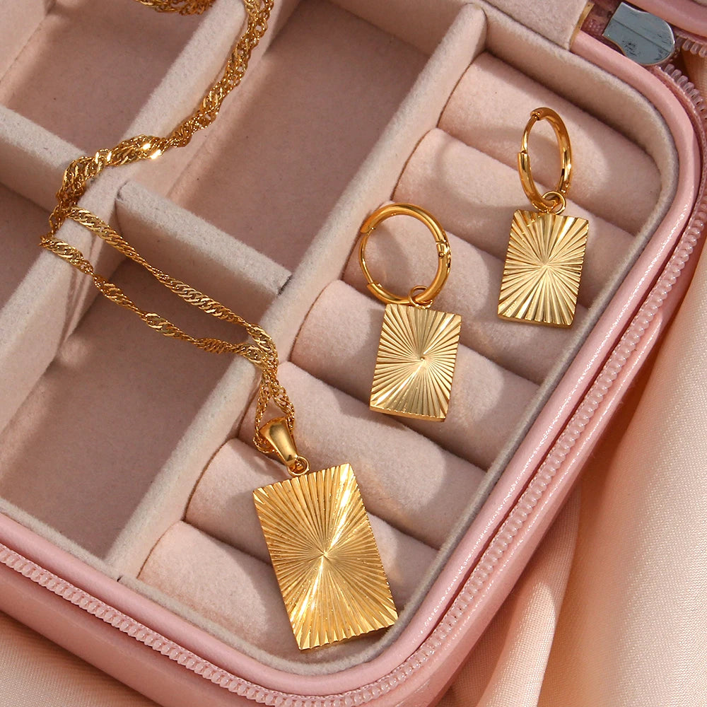 Conjunto 3 Peças Riscos Banhado a Ouro 18K