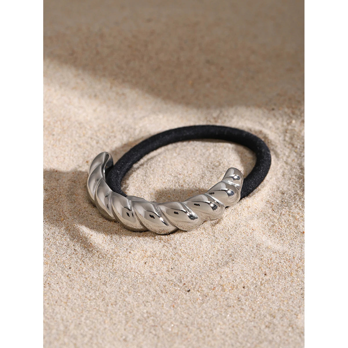 Prendedor de Cabelo Torcido Isis