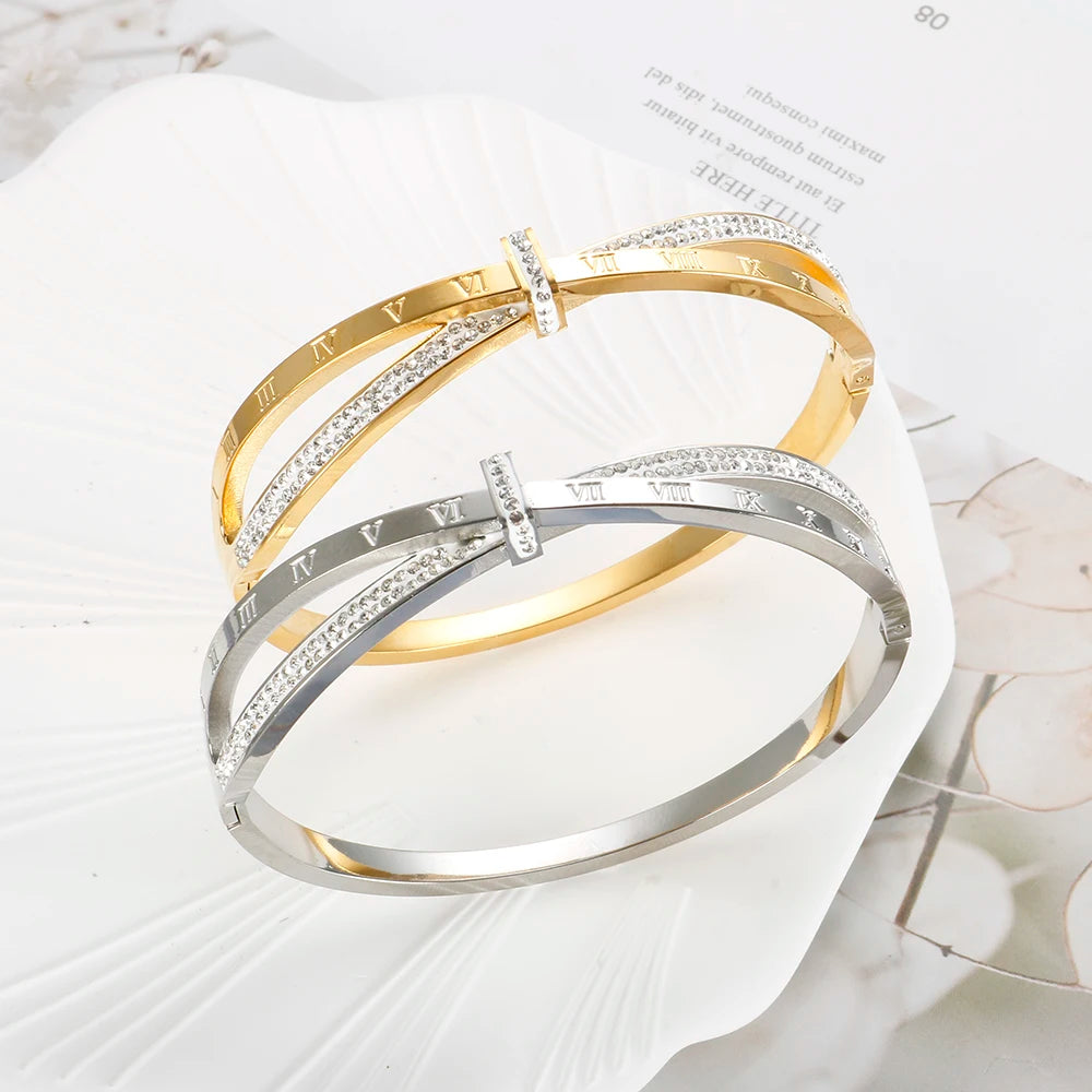 Pulseira Bracelete com Números Romano e Zircônia Banhado em Ouro 18K