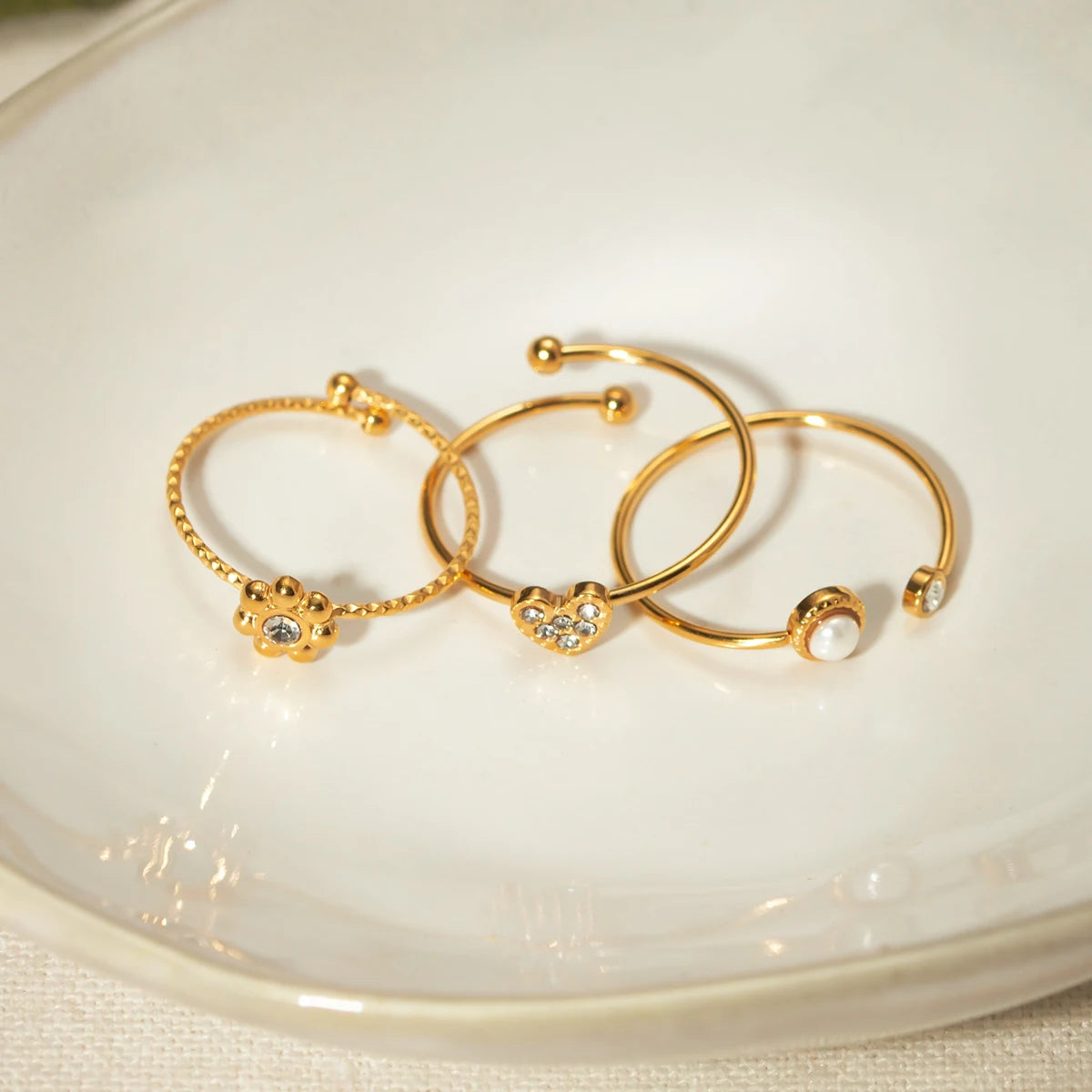 Kit com 3 Anéis delicados Ajustáveis