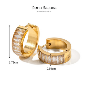 Brinco Argola P Zircônias Baguete Banhado a Ouro 18K | Coleção Verona