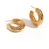 Brinco Argola Torcida Banhado a Ouro 18K