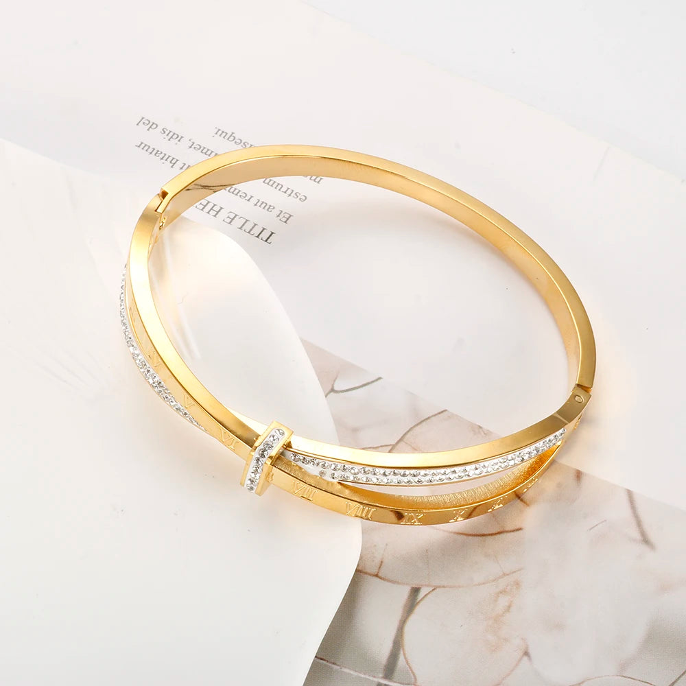 Pulseira Bracelete com Números Romano e Zircônia Banhado em Ouro 18K
