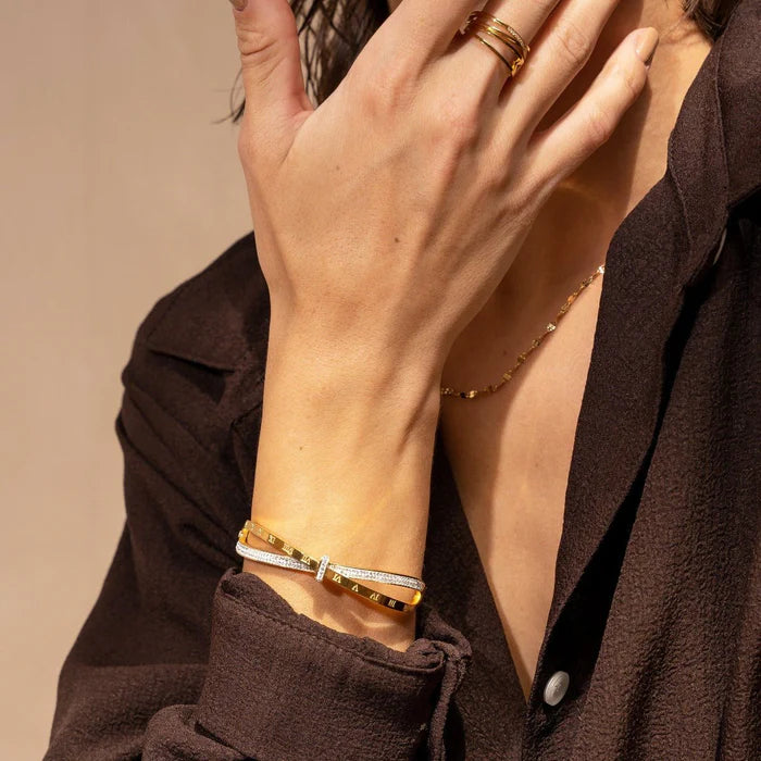 Pulseira Bracelete com Números Romano e Zircônia Banhado em Ouro 18K