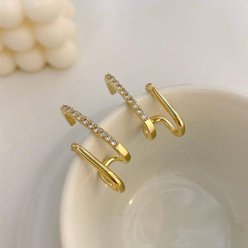 Brinco Ear Hook Dois Filetes Cravejado Banho Dourado e Prateado - Dona bacana